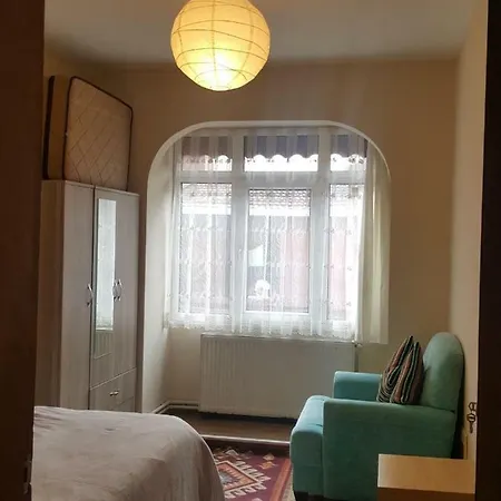 Апартаменты Red House