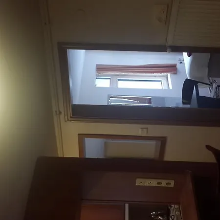 Апартаменты Red House *