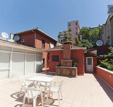 Red House Apartament *