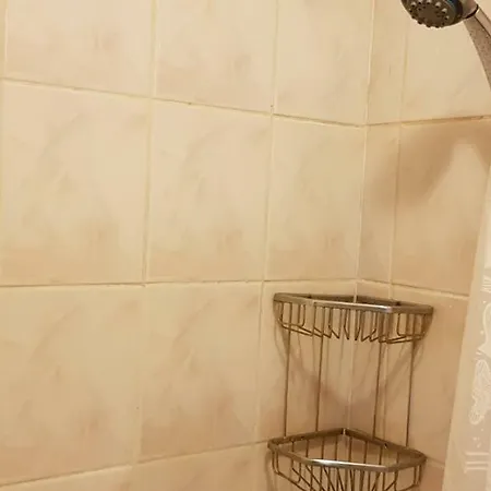 Apartament Red House *